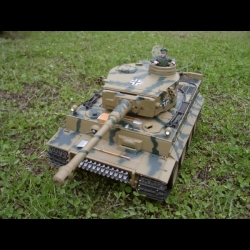 3818-1UCS-2.4 Czołg German Tiger I - Panzerkampfwagen VI Tiger Ausf. E 2.4GHZ steel 1:16 kamuflaż V.3